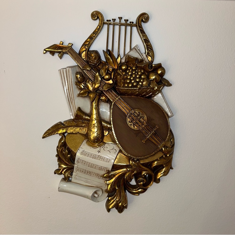 Vtg (71) Gold harp Lute sheet song Music Wall Hanging plastic Art piece 20”X30”